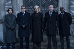 Rozhovor: „Tryskáči nelétáme.“ Jak dva diplomaté vidí věrohodnost ceněného seriálu?