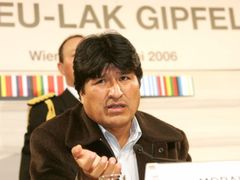 Morales na dnešní tiskové konferenci ve Vídni.