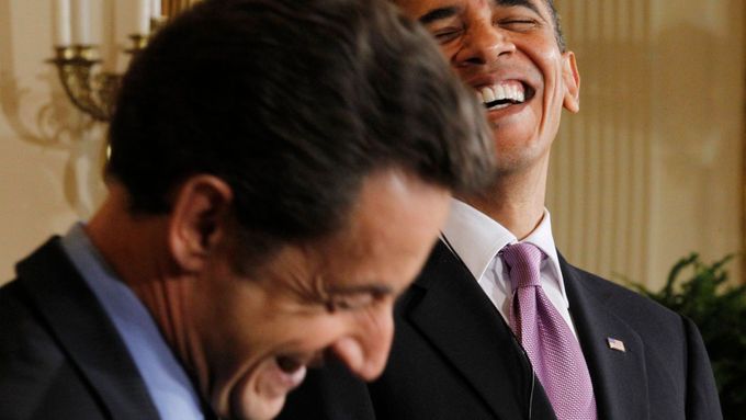 Obama a Sarkozy na tiskové konferenci v Bílém domě.