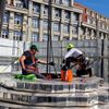 Byla provedena demontáž jednotlivých pater, která byla rozebrána, každé na šest segmentů.