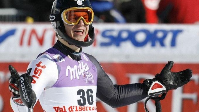 Kryštof Krýzl se raduje v cíli prvního kola slalomu na MS ve Val d'Isere, ve kterém skončil po skvělém výkonu devátý.