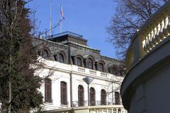 Vyhoštění ruští diplomaté opustí Česko podle ministerstva zahraničí dnes
