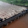 12_Foto_India bridge collapsed Siviti river Aug. 2, 2016