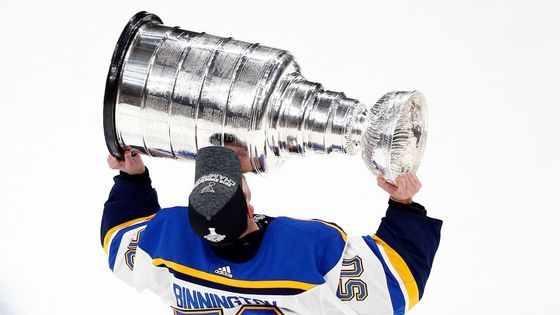 Brankář Jordan Binnington byl jedním z hlavních strůjců překvapivé jízdy St. Louis.