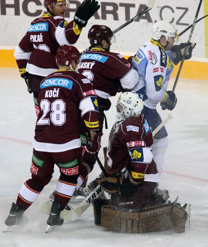 Extraliga, Sparta Praha - Kometa Brno: David Kočí, Karel Pilař, Marek Pinc