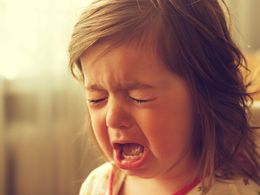 Odbornice: Dítě se vzteká, odmlouvá a brečí? Nevychovávejte ho, ale diskutuje s ním