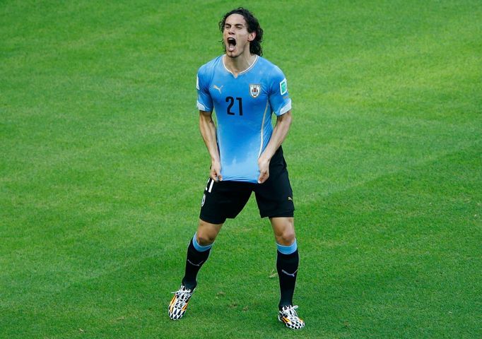 Uruguay's Edinson Cavani celebrates his goal against Costa Rica during their 2014 World Cup Group D soccer match at the Castelao arena in Fortaleza, June 14, 2014. REUTER