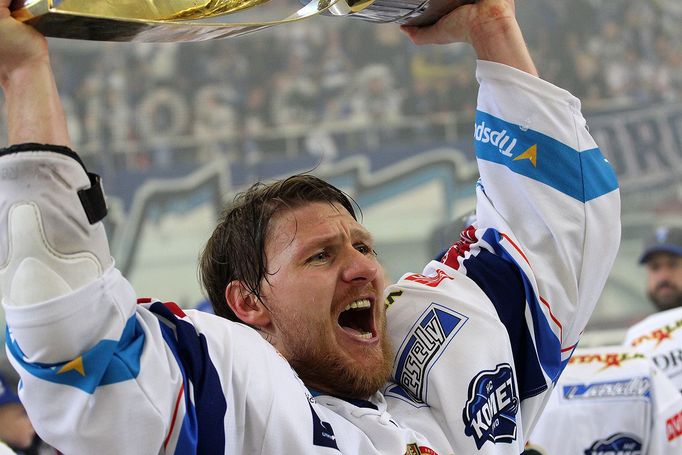 Martin Erat po zisku titulu Komety