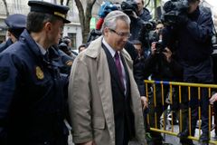 Španělsko soudí soudce Garzóna. Šel po vlivných lidech