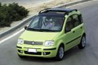 Fiat Panda nejspíše neprojde u techniků TÜV kvůli stavu zavěšení kol, kvůli účinnosti nožní brzdy, stavu výfuku a únikům oleje.