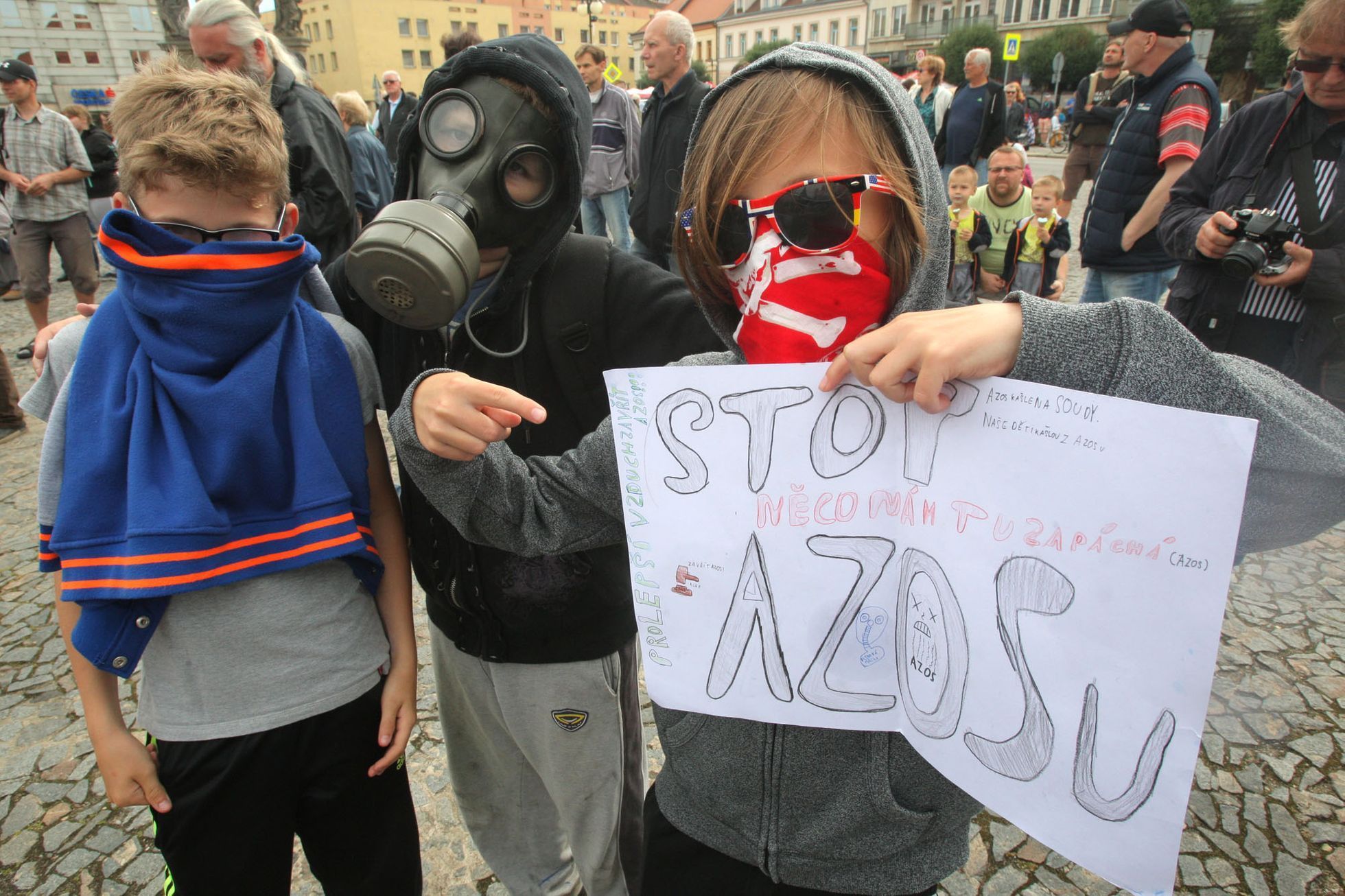 Demonstrace proti smradu v Nymburce
