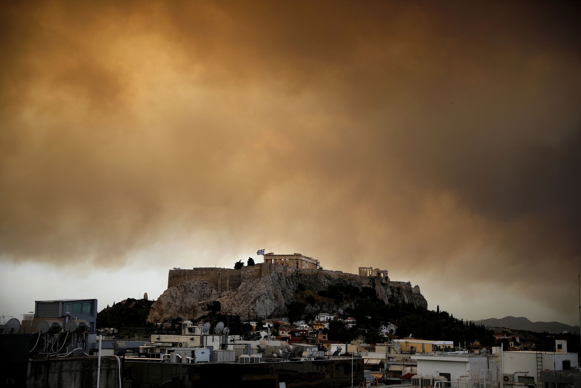 Fotogalerie / Letní vedra v Evropě / Zahraničí / Horko / Léto / Sucho / Požáry / Oheň / Počasí / Reuters / 29