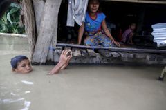 Barmu ničí záplavy, prezident vyzval k evakuaci celého jihu