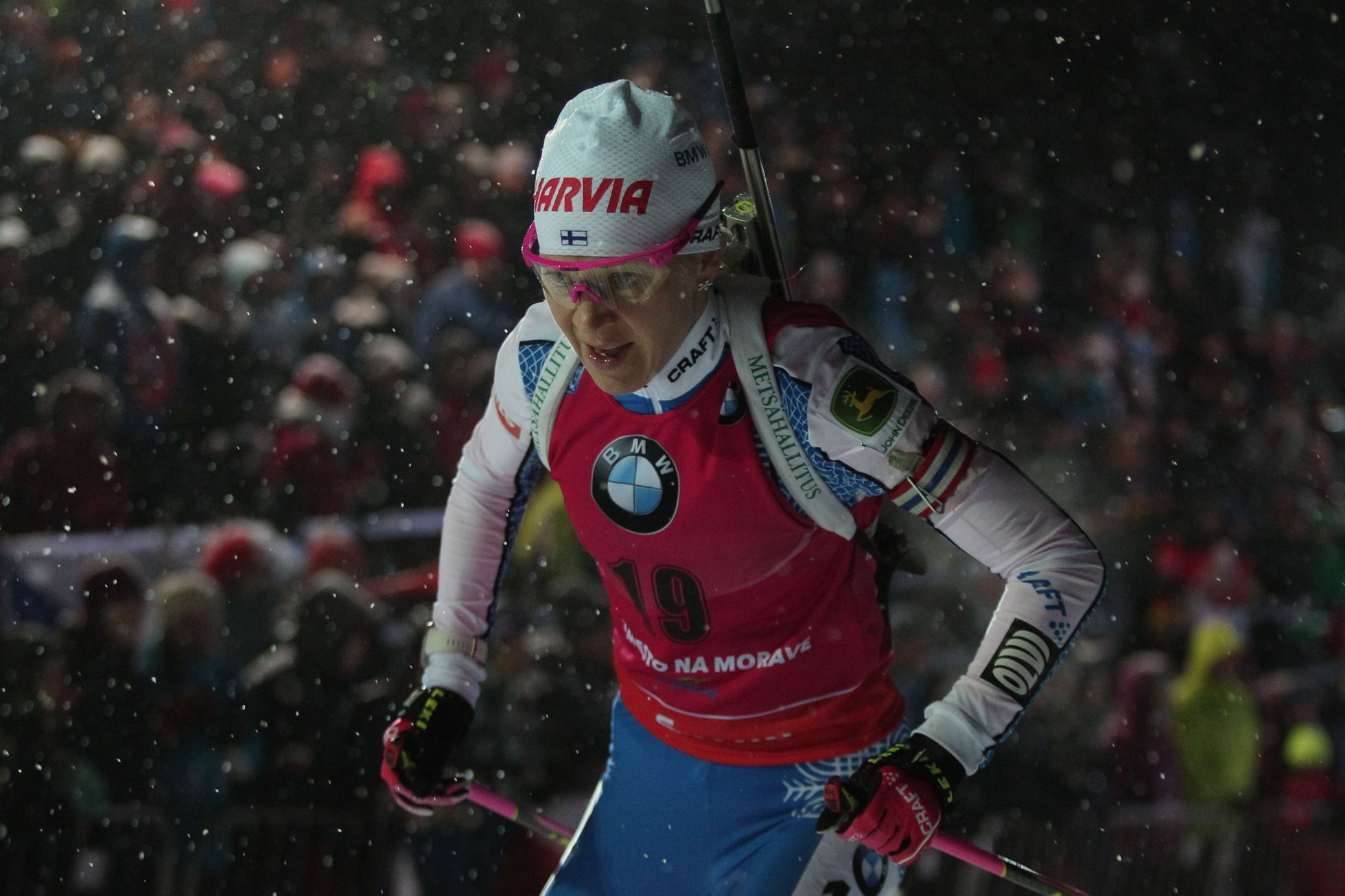 Kaisa Mäkäräinenová ve sprintu SP v Novém Městě na Moravě 2018.