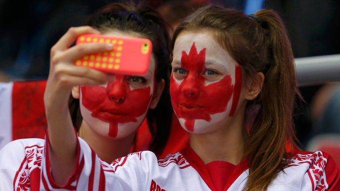 Prohlédněte si fotografie z druhé semifinále hokejového turnaje v Soči, který rozhodl o tom, že Kanada bude obhajovat zlato z Vancouveru.