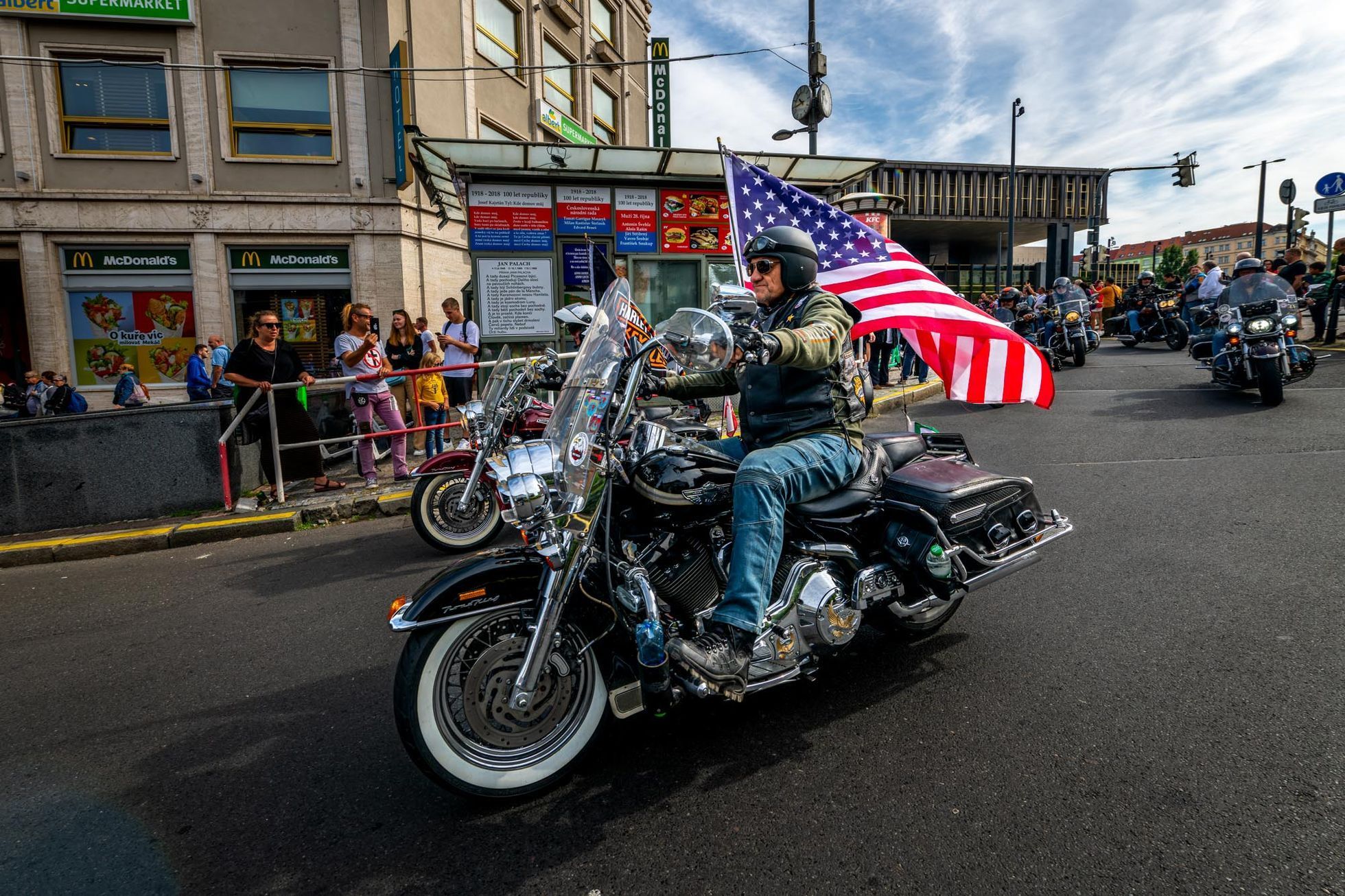 Harley Days Praha, září 2022, jízda Prahou