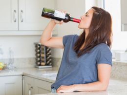 Rozhovor o závislostech: Kdy se žena stane alkoholičkou?