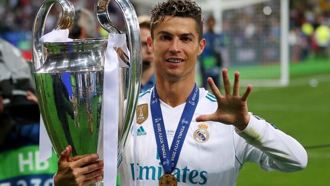 PĚT. Tolik triumfů v Lize mistrů má na kontě Cristiano Ronaldo. Přidá další v dresu Realu?