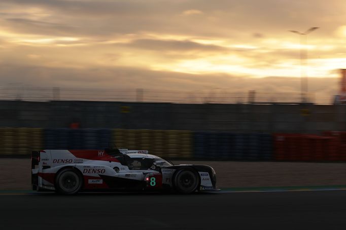 Fernando Alonso ve čtyřiadvacetihodinovce v Le Mans 2019