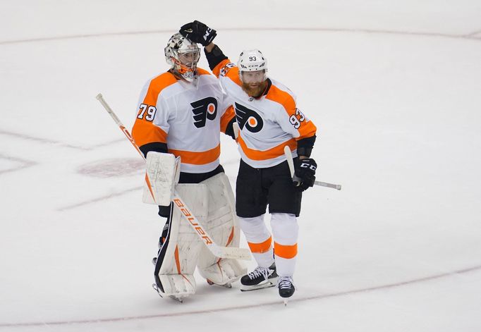 Carter Hart, Jakub Voráček