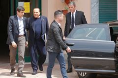 Berlusconi o trestu: Vyprávěl jsem vtipy a mluvil o fotbale