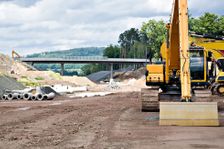 Česko chystá obří projekty. Stavaři varují, že na ně nebudou mít lidi