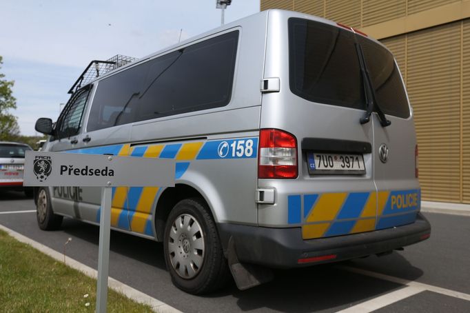 Policie zasahuje v sídle FAČR