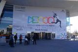 Akce Smart City Expo World Congress v Barceloně se účastní zástupci více než 700 měst z celého světa a přes 600 vystavovatelů. Stovky řečníků zde prezentují, jakým způsobem by se města měla stát chytrými.