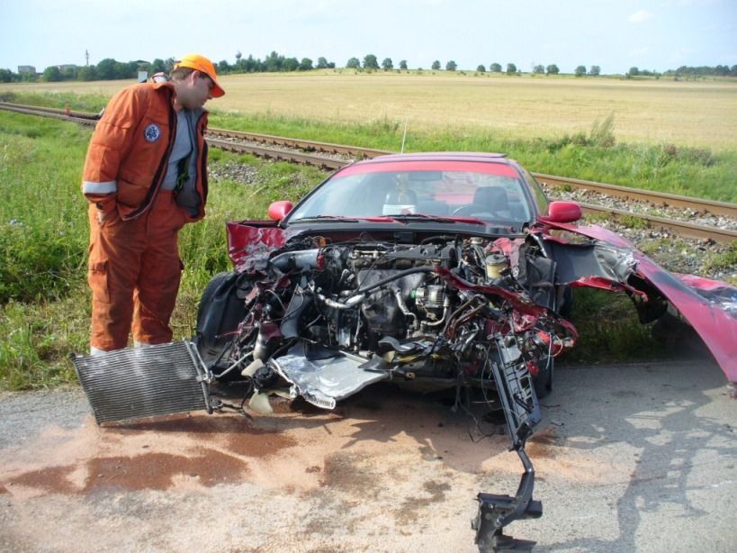 U Rudné se srazilo auto s vlakem