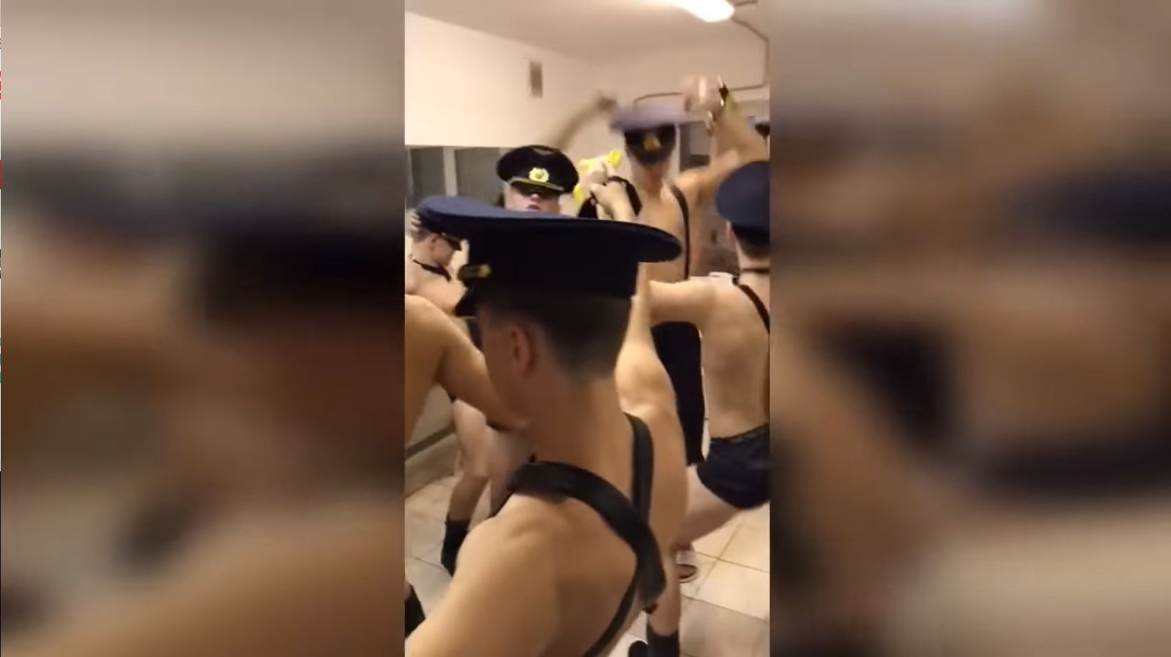Tancující kadeti v Rusku