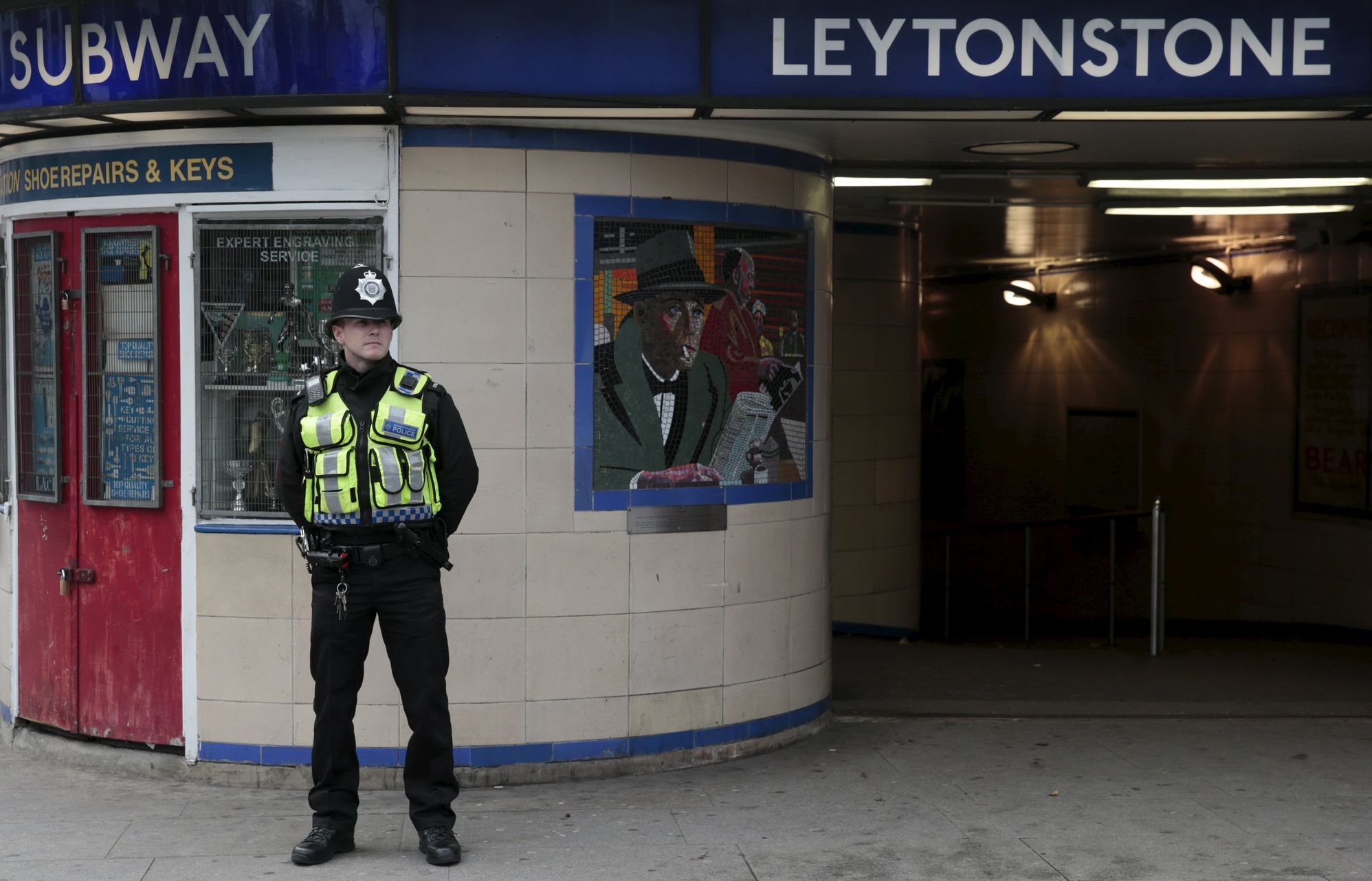 Londýn - policista u stanice Leytonstone, kde došlo k útoku