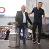 Stanley Cup v Praze; Jakub Vrána a jeho trenér ze žákovské kategorie