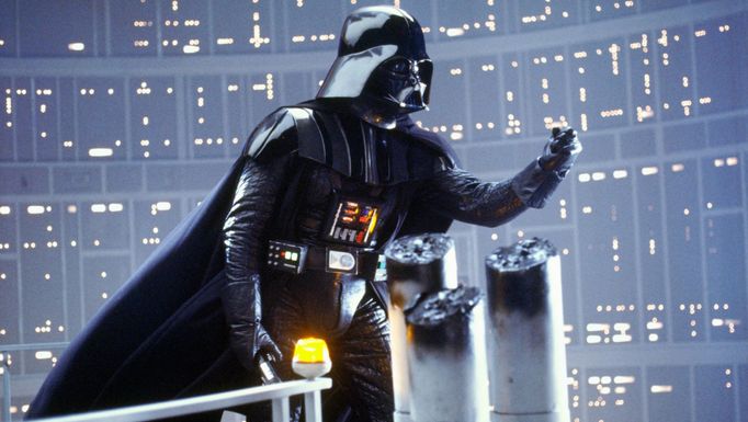 James Earl Jones jako Darth Vader.