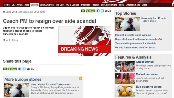 Britská BBC a její blesková zpráva, že jeden z předsedů vlády evropské sedmadvacítky končí.