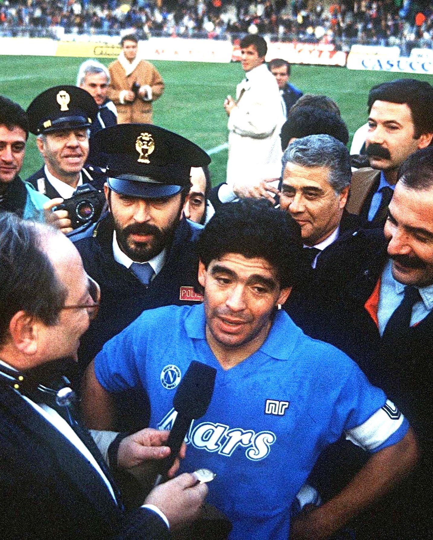 Diego Maradona, Neapol, fotbal, výročí, narozeniny