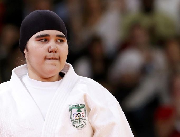 Saudi Arabia's Wojdan Shaherkani arrives ahead of her women's +78kg elimination round of 32 judo match against Puerto Rico's Melissa Mojica at the London 2012 Olympic Games August 3, 2012. REUTERS/Kim Kyung-Hoon (BRITAIN - Tags: SPORT JUDO SPORT OLYMPICS) Published: Srp. 3, 2012, 9:55 dop.