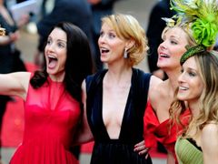 Herečky (zleva) Kristin Davis, Cynthia Nixon, Kim Cattrall a Sarah Jessica Parker na slavnostní premiéře v Londýně.