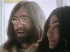 John Lennon se svou ženou Yoko Ono