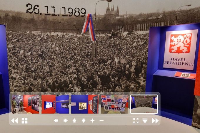 Listopad 1989 v pražských ulicích. Výstava v Muzeu hlavního města Prahy je přístupná on-line.