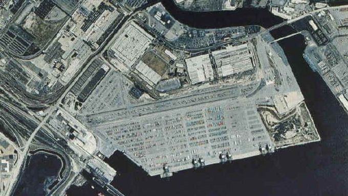 Letecký záběr přístavu v Baltimoru.