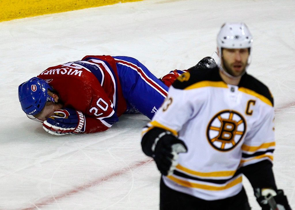 Play off NHL - hity (Zdeno Chára a James Wisniewski)