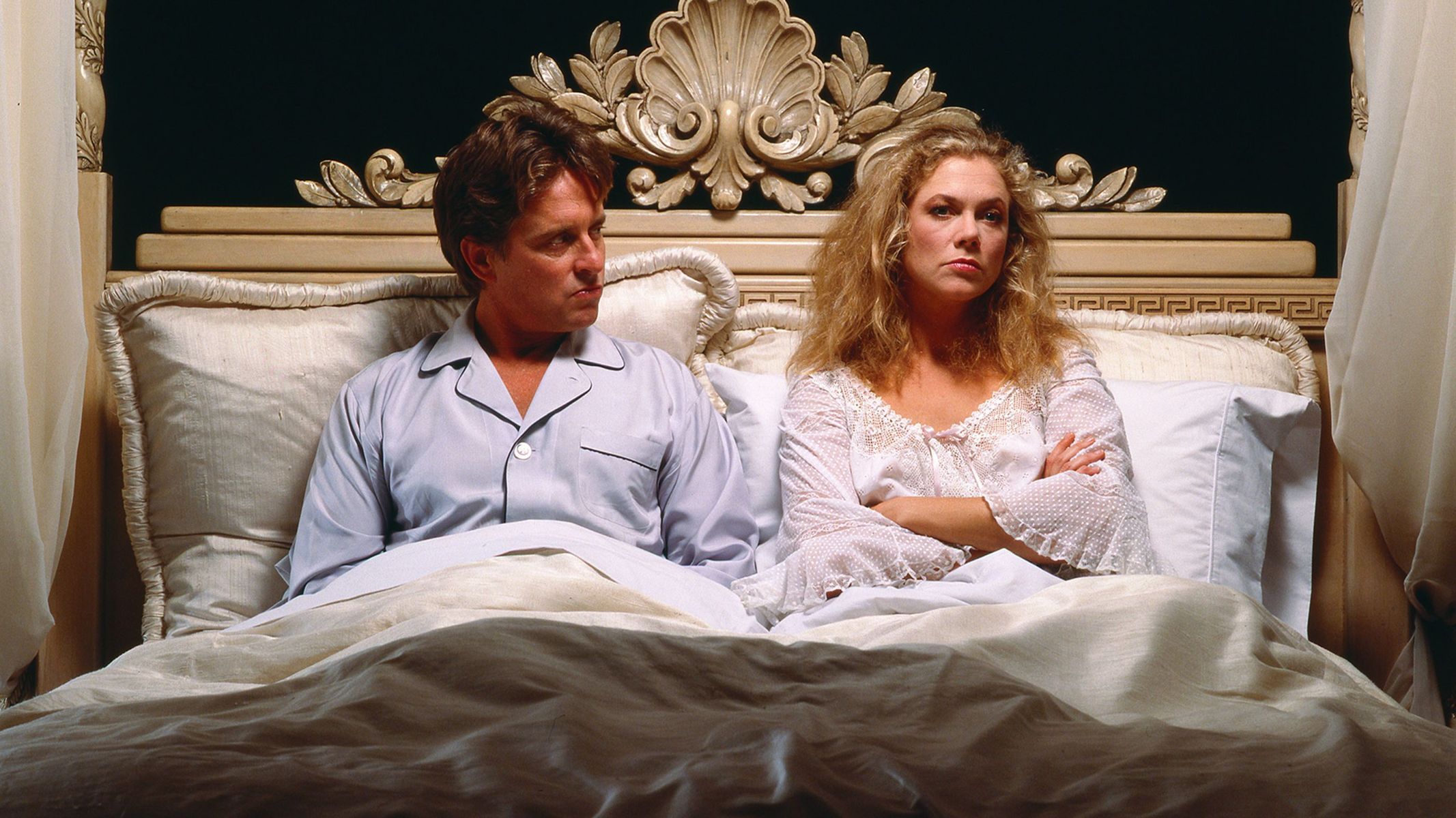 Michael Douglas, Válka Roseových