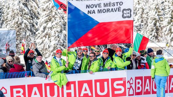 Čeští fanoušci si ve čtvrtek díky Veronice Vítkové užili v této sezoně už potřetí radost z umístění na stupních vítězů.