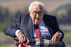 Velikán, který změnil chod světa. Diplomat Henry Kissinger provokuje i ve 100 letech