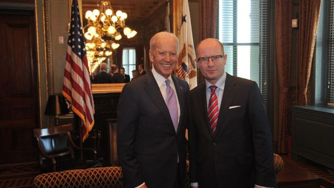 Joe Biden a Bohuslav Sobotka na archivním snímku.