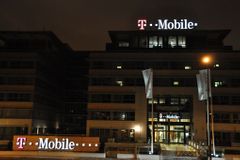 Obří transakce: Dvě pětiny T-Mobile změní majitele