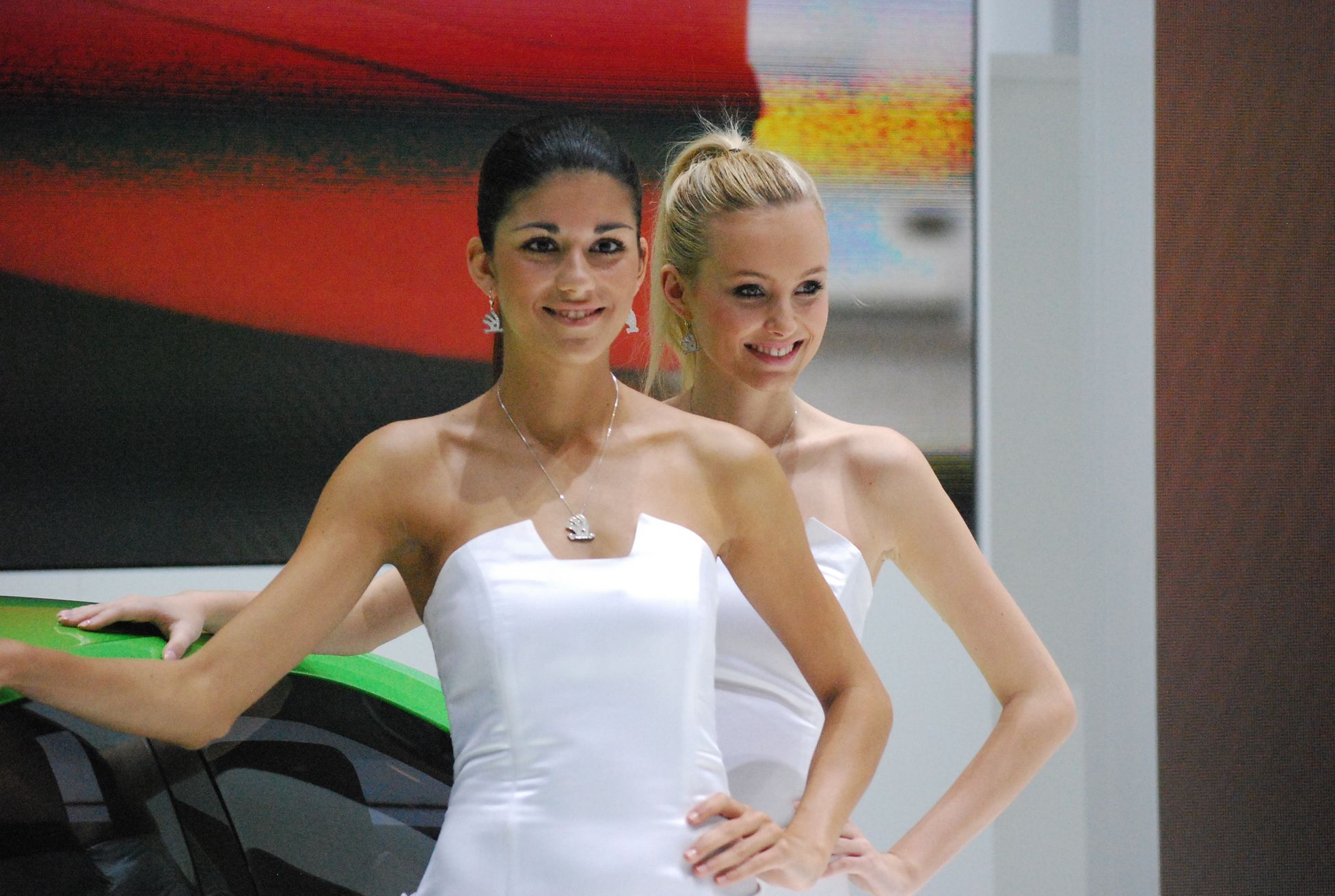 Modelky na Autosalonu v Ženevě
