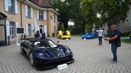 Druhou nejdražší položkou byl Koenigsegg One:1 za 4,6 milionu švýcarských franků, tedy v přepočtu asi 108,2 milionu korun.