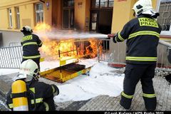 V Kubelíkově ulici vybuchl plyn, jeden muž je popálený