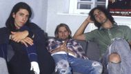 V roce 1986 založil spolu s baskytaristou Kristem Novoselicem skupinu Nirvana, jejíž složení se stabilizovalo o čtyři roky později s příchodem bubeníka Davea Grohla. Poté k nim přibyl ještě kytarista Pat Smear.